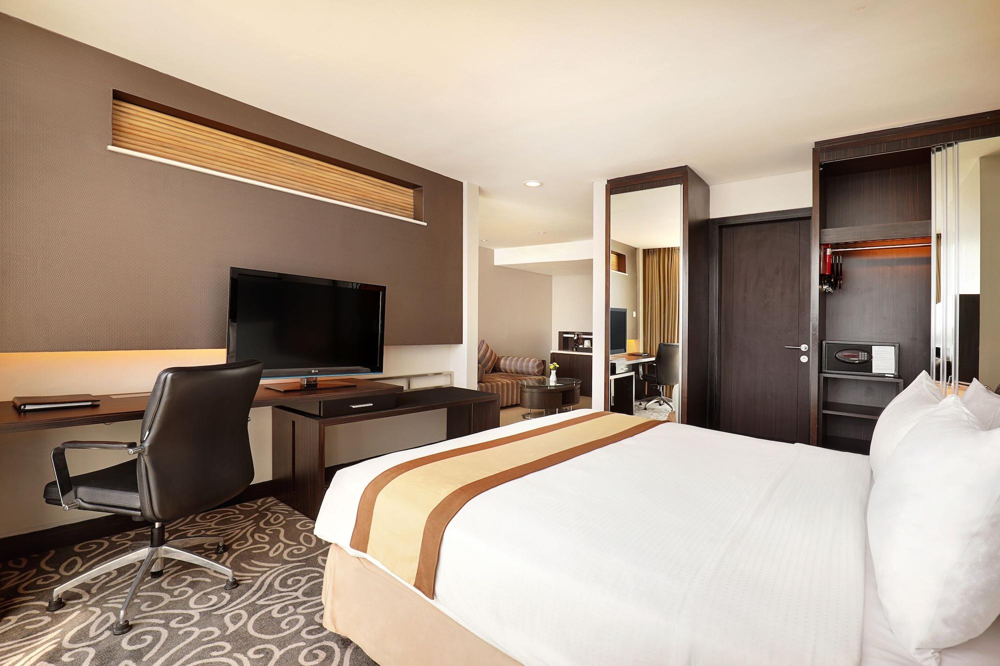 Swiss-belhotel Hotel 4*