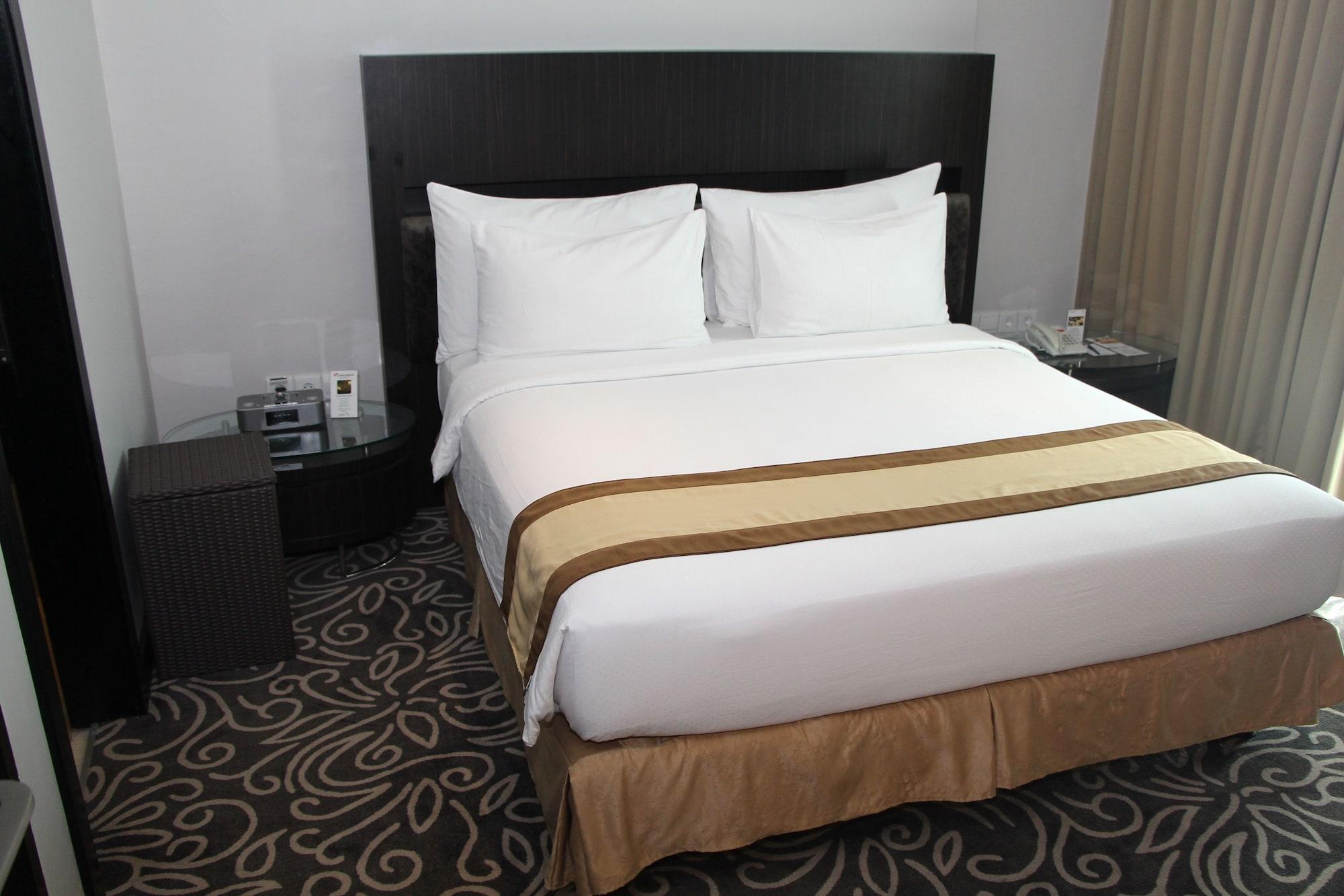 Swiss-belhotel Hotel 4*